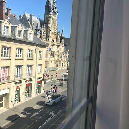 Appartement De Charme En Plein Coeur Du Centre Ville De Compiegne Ngoại thất bức ảnh