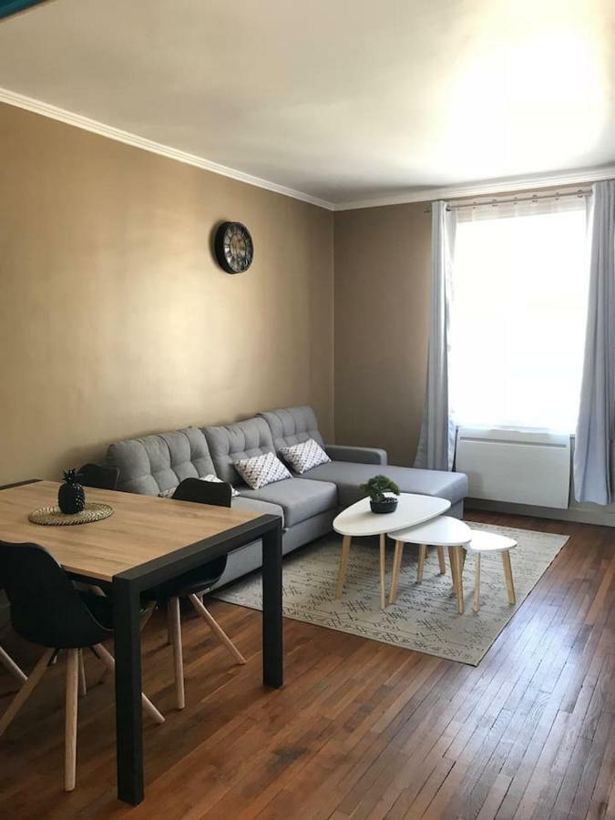Appartement De Charme En Plein Coeur Du Centre Ville De Compiegne Ngoại thất bức ảnh